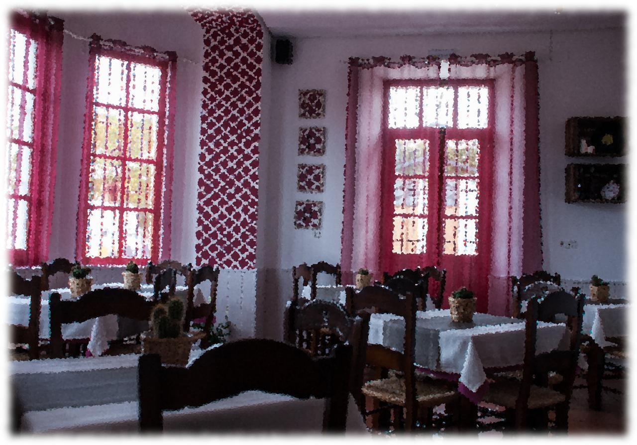 Hostal- Restaurante Estacion Via Verde 奥维拉 外观 照片