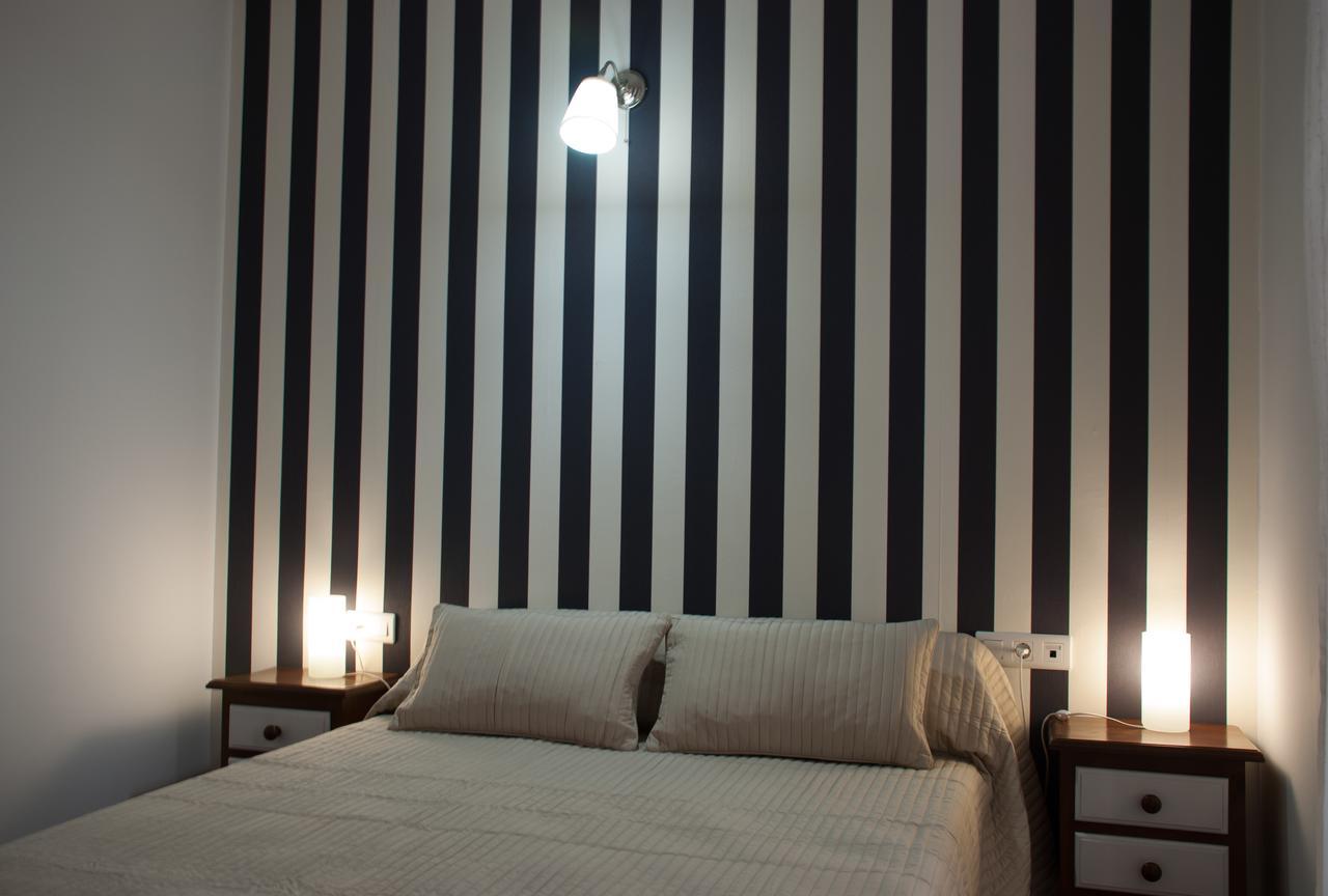 Hostal- Restaurante Estacion Via Verde 奥维拉 外观 照片